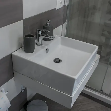 Escalinata فندق مبيت وإفطار 3*